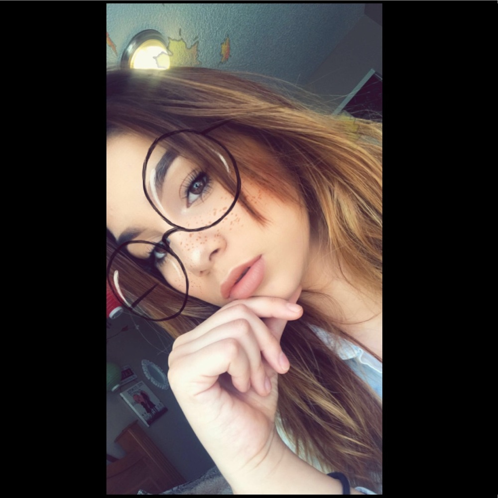 Meet your Posher, Shayla